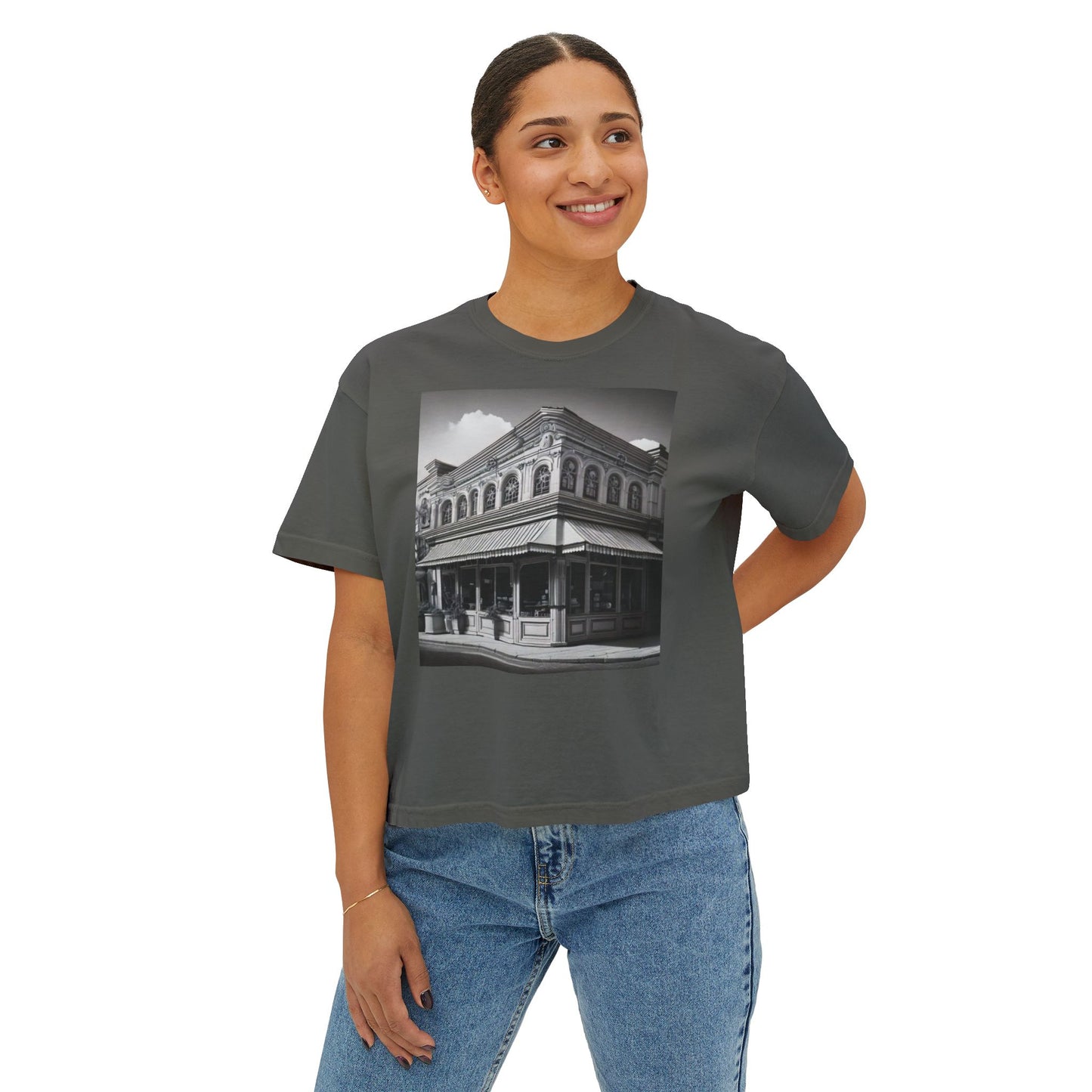 YesterYears VintageTee – Nostalgia in Black & White